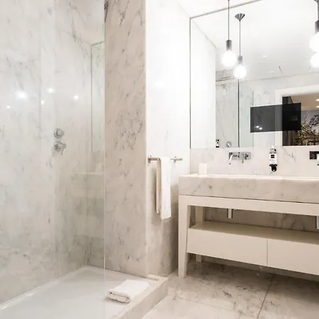 Apartment Plum Guide - Tile Portal
